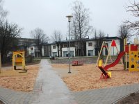 Jēkaba laukumā izveidots bērnu rotaļu laukums