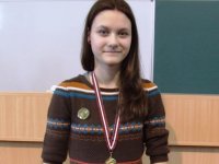 Siguldas Valsts ģimnāzijas skolniecei Magdalēnai Mudulei zelta medaļa Valsts bioloģijas olimpiādē
