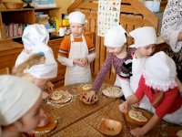 Bērnudārzā Ābelīte notika Maizes diena