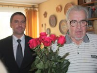 Priekšsēdētājs sveic Uldi Deisonu 80 gadu jubilejā