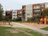 Drīzumā noslēgsies bērnu rotaļu laukumu Institūta ielā 3 un Jaunatnes ielā 1a izveide