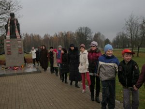 Siguldā godina Dainu Tēvu