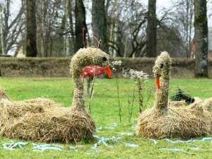 Aicina apmeklēt bērnu veidoto vides objektu izstādi