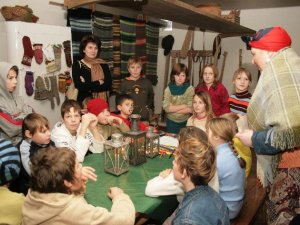 Ziemassvētku laika piedāvājums skolēniem Turaidas muzejrezervātā