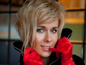 Liene Šomase un DJ J&J mūzikas klubā „Muzikālā Kurtuve”