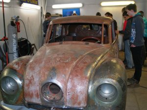 Motodarbnīcas jaunieši apmeklē Motormuzeju 