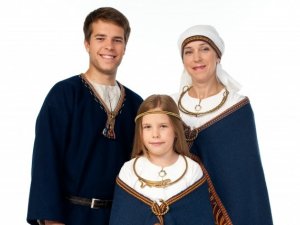 Uzmanību – atcelts Tihovsku ģimenes koncerts