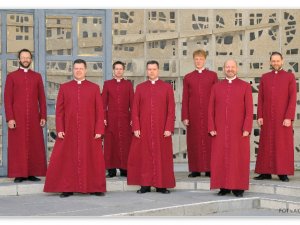 Šovakar ar gregoriskiem dziedājumiem baznīcā sākas Novada svētki!