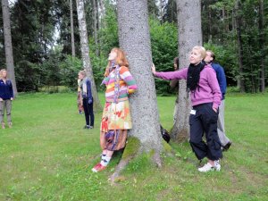 Laurenču sākumskolas skolotāja piedalās vides izglītības nometnē