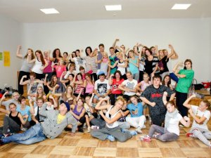 „JV clubs” aicina apgūt hip hop dejas mākslu