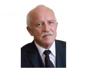 Siguldas Valsts ģimnāzijas direktors saņem Latvijas Universitātes Gada balvu