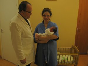 Siguldas slimnīcā pieņemtas septiņsimtās dzemdības