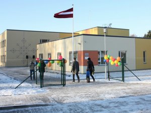 Siguldā atklāts jauns bērnudārzs „Pasaciņa”