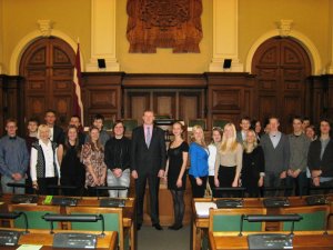 Skolēnu mācību stunda LR Saeimā