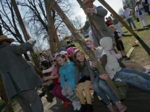 Lieldienu svētki Turaidā „Spīdi nu, saulīte!”