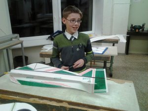 Latvijas televīzijas raidījumā skatieties Siguldas lidmodelistus