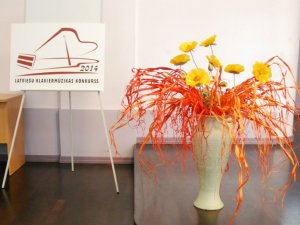 Mākslu skolas audzēkņiem labi sasniegumi klaviermūzikas konkursā