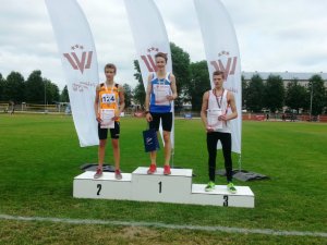 Vieglatlēts Pauls Daugulis U-16  grupā izcīna sudraba medaļu
