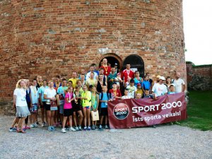 Turaidas pilij – 800, skrējiens „Ātrākais ziņnesis” pils Galvenajā tornī