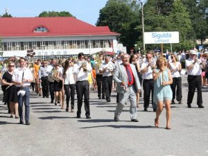 Siguldas Absolventu orķestris viesojas Igaunijā