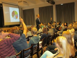  Siguldas novada skolēni iesaistās projektā “Start UP” 