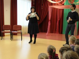 Ekoskolas bērni palīdz sagatavot 2015.gada pasākumu izdevumu