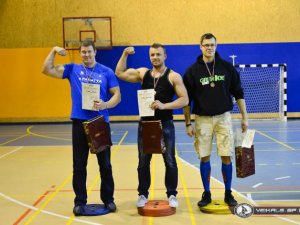 Siguldas Kausa izcīņa svaru stieņa spiešanā guļus