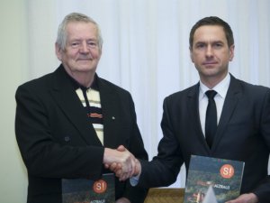 Parakstīts līgums par XXIII Starptautisko Siguldas Opermūzikas svētku norisi 