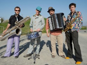 Franču mūzikas koncerts „Baltajā flīģelī”