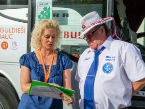 Aicina balsot par „Vizbulītes” šoferi Raitu Augšciemu