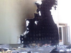 Nodarīti postījumi Mākslu skolas „Baltais Flīģelis” fasādei