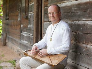 „Baltajā flīģelī” muzicēs Valdis Muktupāvels un Šveices vijolniece