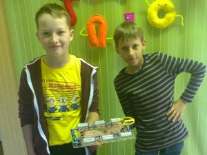 Elektronikas un Mehatronikas pulciņi piedalās Elektronikas pulciņu konkursā