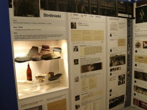 Siguldas novada bibliotēkā skatāma izstāde “Sadzejotā valsts”