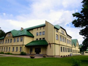 Allažu pamatskolas Atvērto durvju diena topošo pirmklasnieku vecākiem 