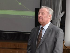 Siguldas Valsts ģimnāzijas skolēni tiekas ar Juri Ivaru Čivču 