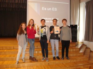 Novada 9.klašu skolēni pārbauda zināšanas par Eiropas Savienību