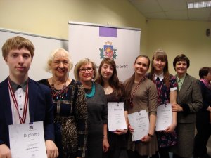 Darbs ar Siguldas Valsts ģimnāzijas skolēniem sabiedrisko zinātņu jomā