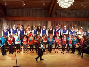 Sieviešu koris „Teiksma” viesojas sadraudzības pilsētā Štūrē