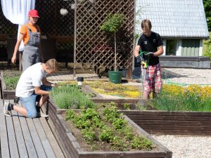 Tiek izvērtēti skolēnu pieteikumi darbam vasarā