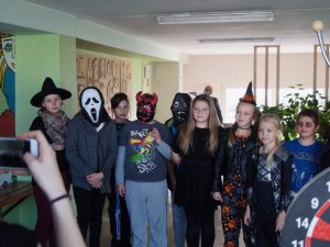 Aizvadītas 5.klašu iesvētības Siguldas 1.pamatskolā