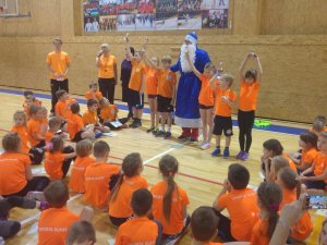 Aizvadīts tradicionālais Ziemassvētku vecīša kauss