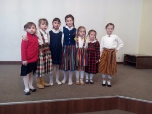 „Senlejiņas” dalībniecei panākumi tradicionālās dziedāšanas konkursā