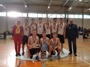Siguldas basketbolisti izcīna bronzas medaļas 