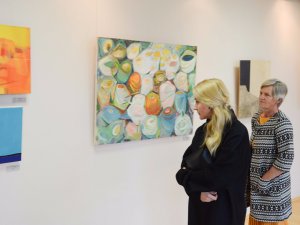 Atklāta tradicionālā Siguldas novada mākslinieku izstāde