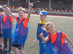 Novada pirmklasnieki tiekas sacensībās