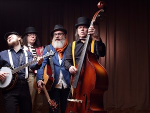 Siguldas ekoloģiskās mūzikas grupa „Ducele” izdos albumu