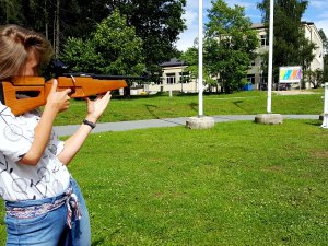 Fischer Slēpošanas centrā jauns un aizraujošs pakalpojums – lāzerbiatlons