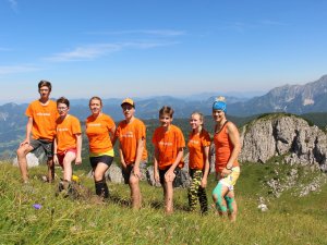 Siguldas 1.pamatskolas komanda piedalās dabas ekspedīcijā Austrijā