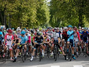 Šodien Siguldā norisinās 27.Latvijas riteņbraucēju Vienības velobrauciens; plānoti satiksmes ierobežojumi